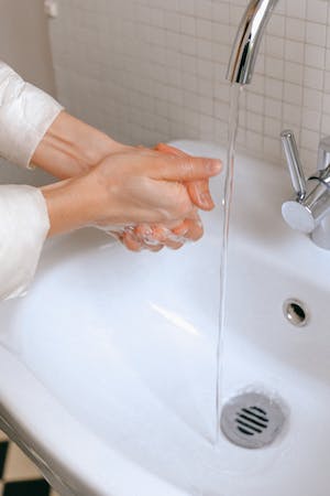 What are the steps of proper Hand washing?